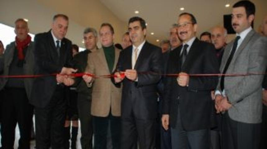 Vali D&uuml;zg&uuml;n, Basın Mensupları İle Bir Araya Geldi