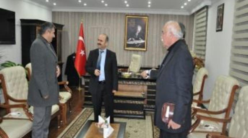Siirt Barış Meclisi &Uuml;yeleri Vali Ahmet Aydın'ı Ziyaret Etti
