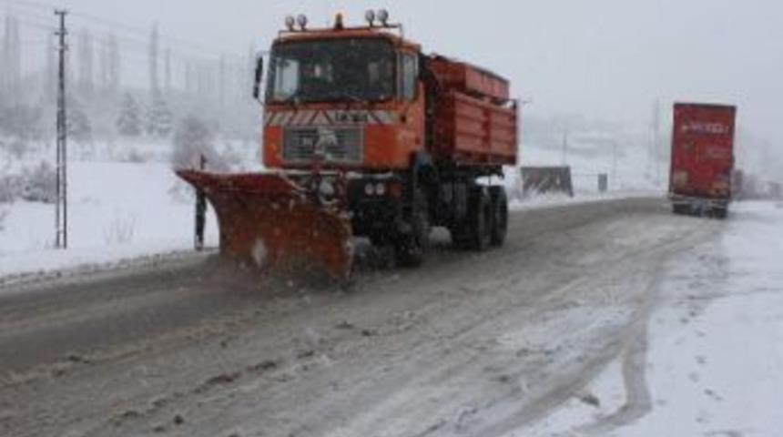 Kastamonu&rsquo;da Kar Hayatı Olumsuz Etkiledi