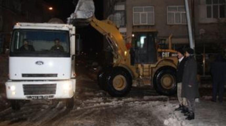 Bing&ouml;l&rsquo;de Karla M&uuml;cadele &Ccedil;alışması