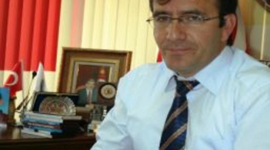 &Ccedil;intimar: Basın Bir Kamu K&ouml;pr&uuml;s&uuml;d&uuml;r