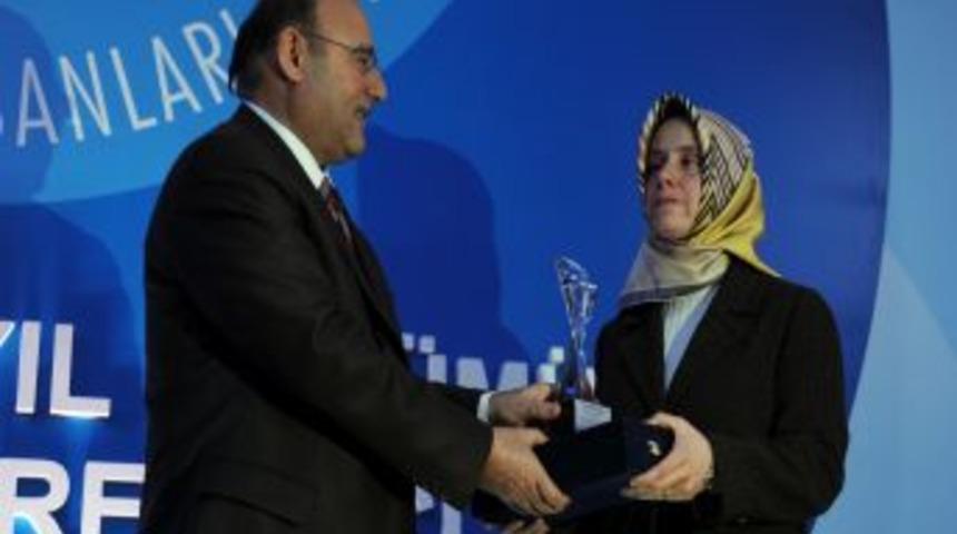 Bem-Bir-Sen'in Basın &Ouml;d&uuml;lleri Sahiplerini Buldu