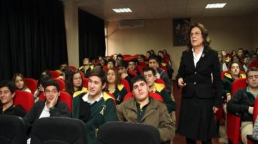 &Ouml;fke Doğal Bir Duygu