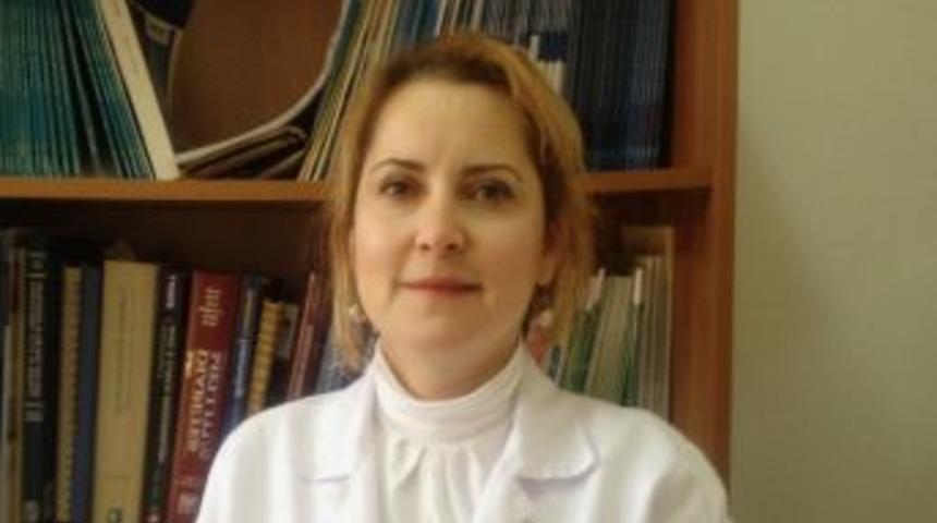 &ldquo;ebeveyn Kaybı Gibi Bir Sorun Yaşayan &Ccedil;ocuk, B&uuml;y&uuml;mesini Durdurur"