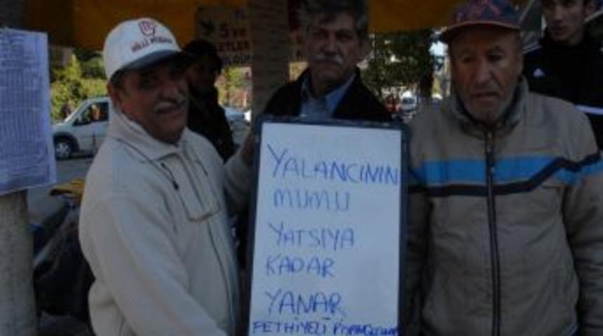 Piyangocular Protesto Yaptı