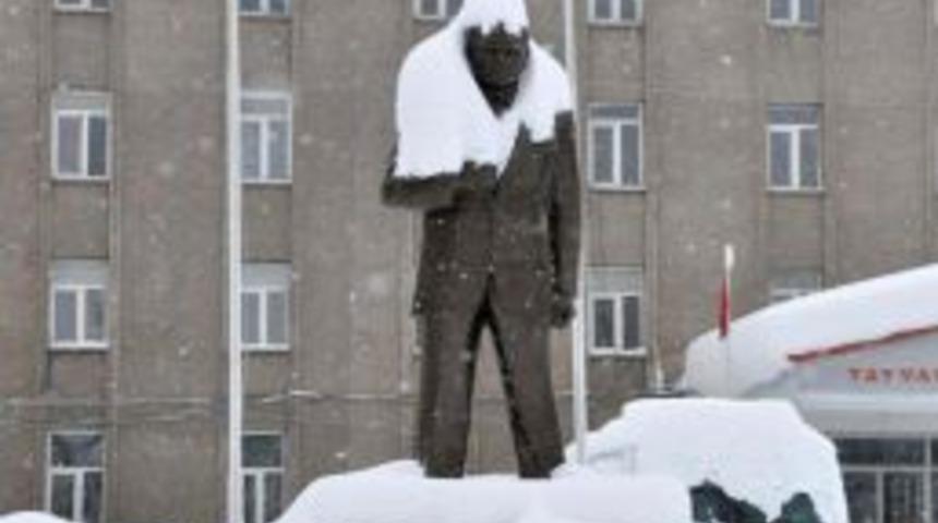 Bitlis'te Kar Yağışı 7 G&uuml;n Sonra Durdu