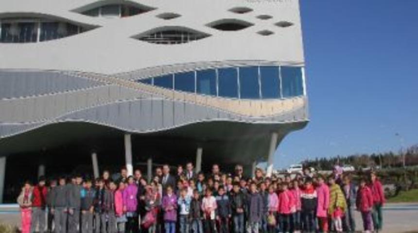 En &Ccedil;ok Atık Pil Toplanlan &Ouml;ğrencilere &Ouml;d&uuml;l