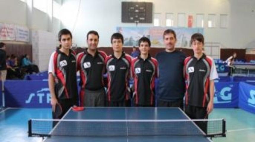 Aziziyeli Raketler Şampiyon