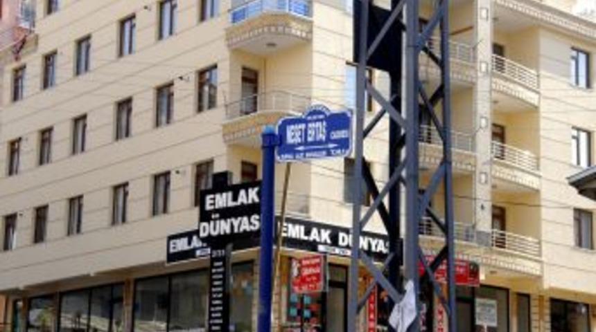 Neşet Ertaş'ın Adı Mamak'ta Bir Caddeye Verildi