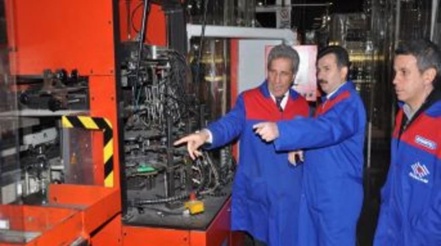 Tarsus Kaymakamı G&uuml;ldibi Cam Fabrikasını Gezdi