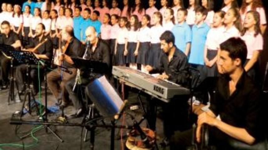 İzmit&rsquo;te &Ccedil;ocuklar T&uuml;rk&uuml; S&ouml;yleyecek