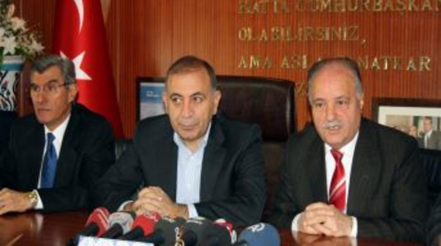CHP'li Tekin: &Uuml;lkenin B&uuml;t&uuml;nl&uuml;ğ&uuml;, Her Siyasi Partiden Daha &Ouml;nemlidir