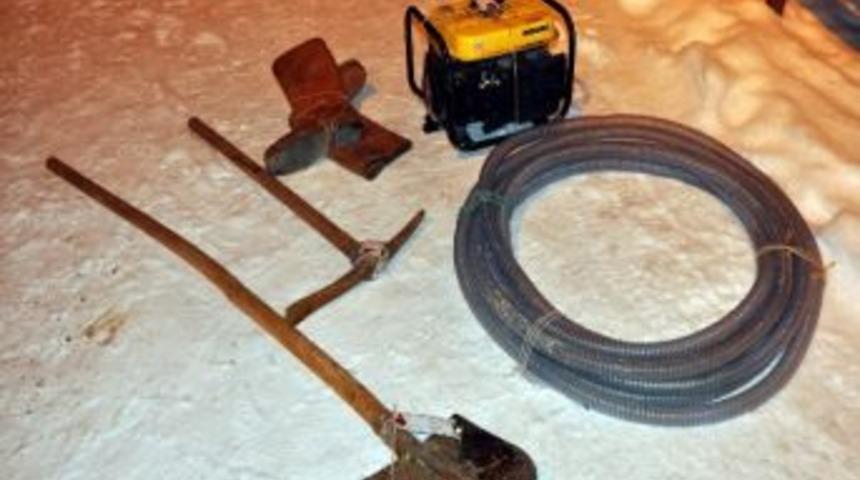 Jandarma Ka&ccedil;ak Definecilere G&ouml;za&ccedil;tırmadı