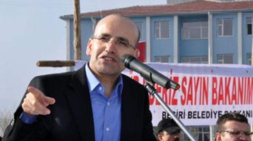 Bakan Şimşek'in U&ccedil;ağı Sis Engeline Takıldı