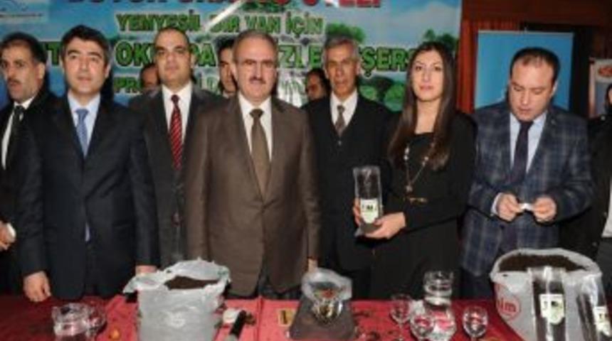 Vali Karaloğlu: Van'ı Ceviziyle Marka Haline Gelen Bir Şehre D&ouml;n&uuml;şt&uuml;relim