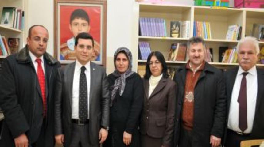 Kepez Duraliler İlk&ouml;ğretim Okulu'na Satran&ccedil; Sınıfı Ve K&uuml;t&uuml;phane A&ccedil;ıldı