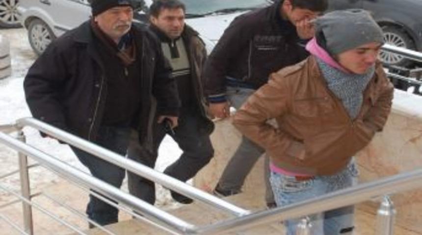 Boz&uuml;y&uuml;k Polisi Hırsızlara G&ouml;z A&ccedil;tırmıyor