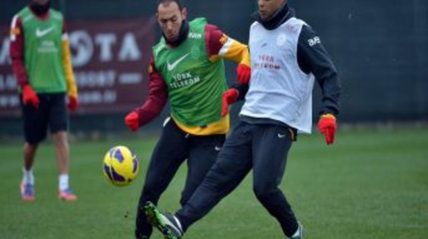 Galatasaray'da &Ccedil;alışmalar Devam Ediyor