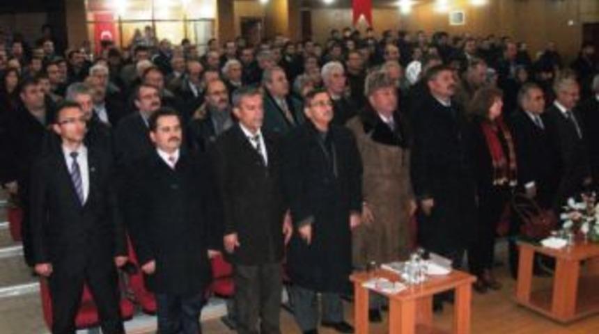 Kırşehir&rsquo;de 'anayasa &Ccedil;alışmaları Kapsamında Milli Birlik Meselemiz' Paneli D&uuml;zenlendi