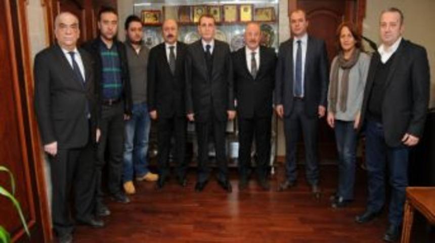 Okul Kıyafeti &Uuml;reticileri Zor Durumda