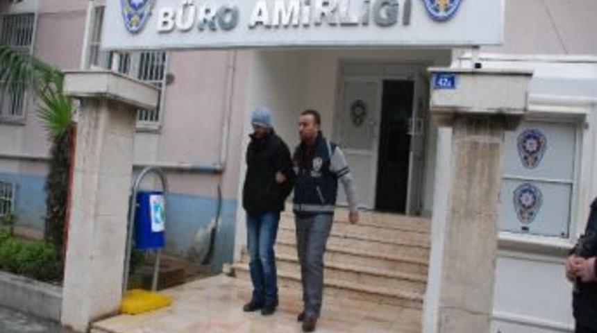 Evinde Uyuşturucuyla Yakalandı