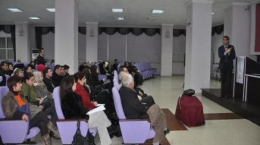 İstanbul Fatih Belediye Başkanı Demir, Siyaset Akedemisinin Konuğu Oldu