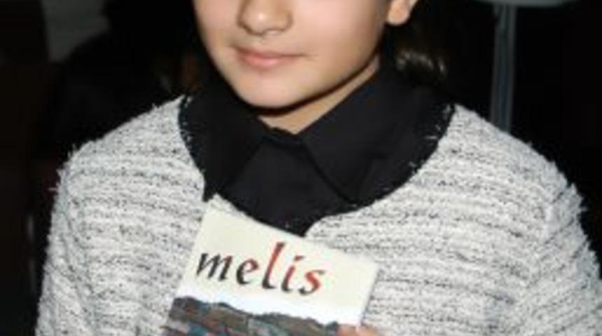 T&uuml;rkiye'nin En Gen&ccedil; Yazarı, Kitabını Tanıttı