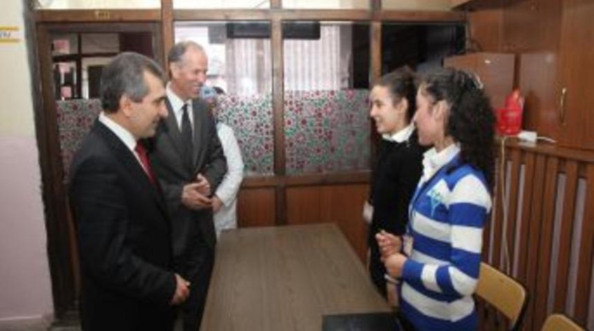 Vali Yazıcı: Yozgat'ta Birinci &Ouml;nceliğimiz Eğitimdir