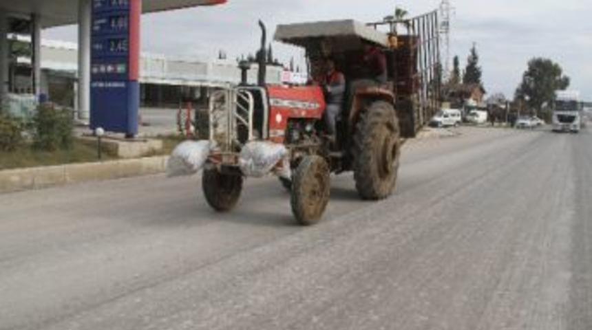Trakt&ouml;r&uuml;n Şahlanmaması İ&ccedil;in Kum Torbalı &Ouml;nlem