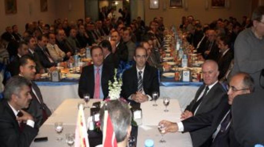 Tokatlılar Şehrin Gelişmesi I&ccedil;in Ellerini Taşın Altına Koyacak