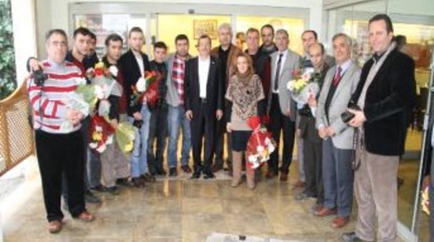 Ak Parti Milletvekili Aydemir, Basın Mensupları İle Kahvaltıda Buluştu