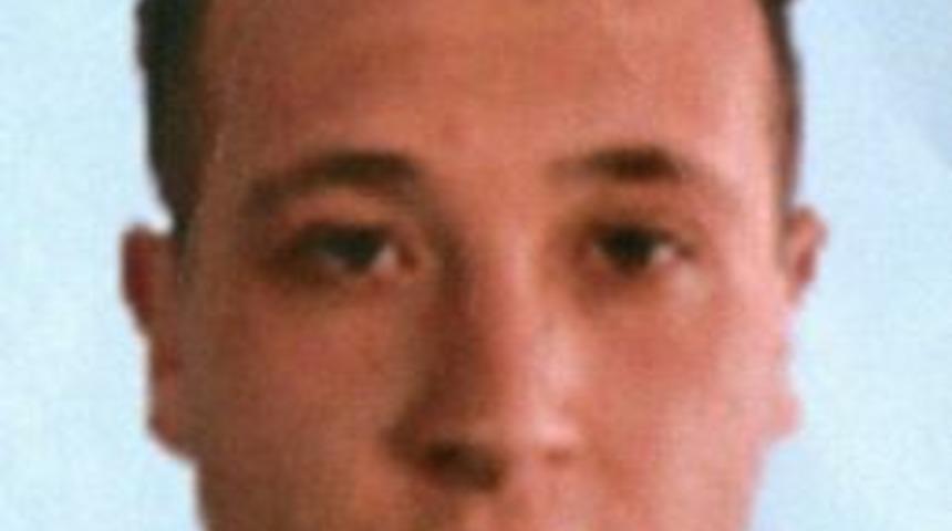 Merdivenlerden D&uuml;şen Polis Hayatını Kaybetti