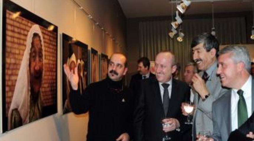 Fotoğraf Kareleri &Ccedil;in'in Sincan B&ouml;lgesini Eskişehir'e Taşıdı