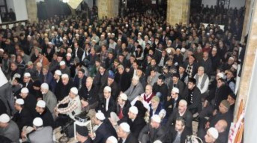 Asırlık &ldquo;kırk Hatim&rdquo; Geleneği