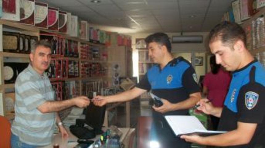 'Hi&ccedil;bir Kamu G&ouml;revlisi Vatandaştan &Uuml;cret Talebinde Bulunamaz'