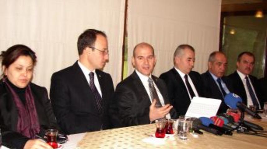 Soylu: Ter&ouml;r S&uuml;recinin &Ccedil;&ouml;z&uuml;m&uuml;ne Sağduyuyla Yaklaşılmalı