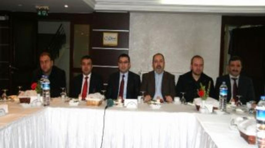 Ak Parti Merkez İl&ccedil;e Başkanı Eser &Ccedil;alışan Gazeteciler G&uuml;n&uuml;&rsquo;n&uuml; Kutladı