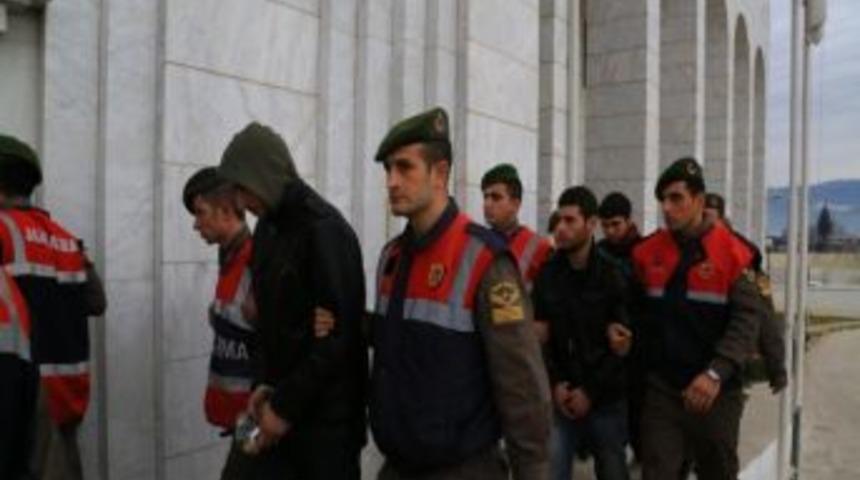 İşadamına &Ccedil;ıplak Tuzağa 8 Tutuklama