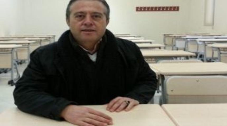 Tavas&rsquo;ta Y&uuml;ksekokul &Ouml;ğrencilerine Burs