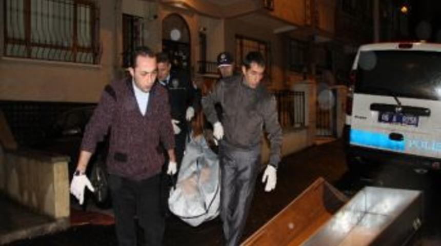 &Uuml;niversite &Ouml;ğrencisi Evinde &Ouml;l&uuml; Bulundu