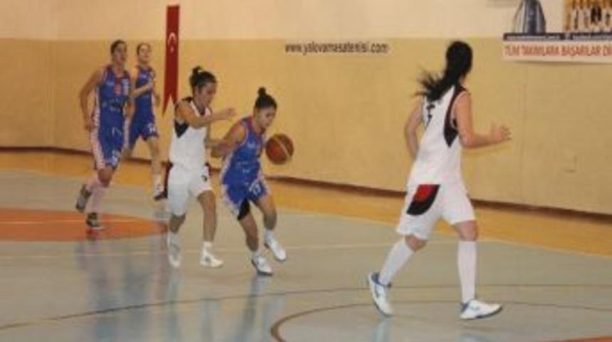 Yalova Atakent: 38 Adana Botaş Gen&ccedil;lik: 76