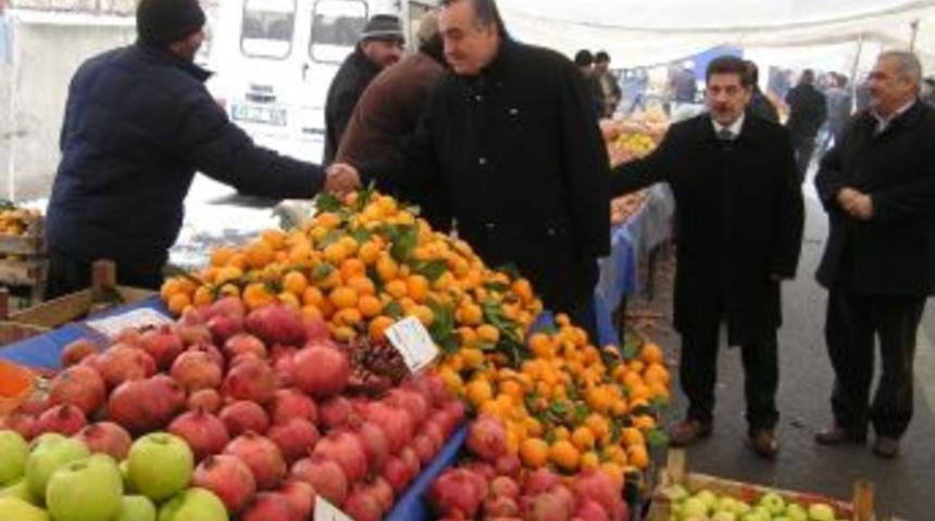 Milletvekili Akın, Pazar Esnafını Ziyaret Etti