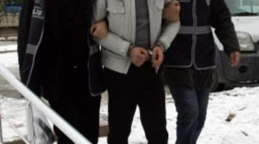 İş Yerinde Fuhuş Yaptırdığı İddia Edilen Bir Kişi G&ouml;zaltına Alındı