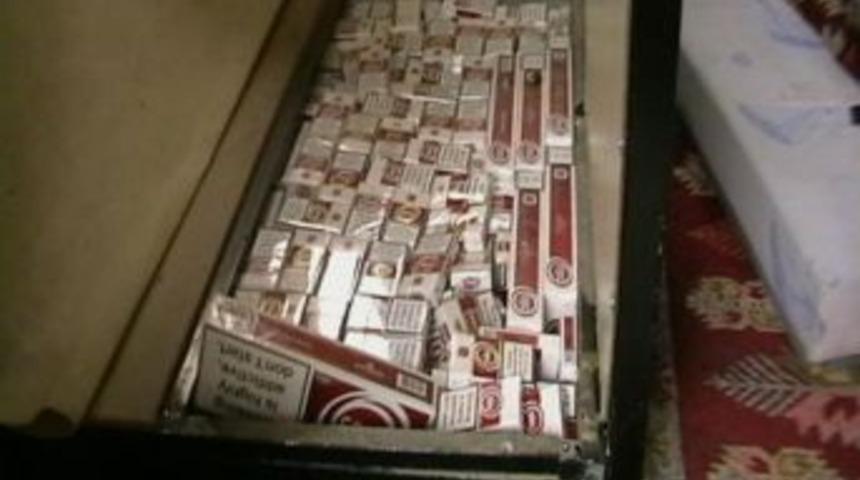 Minib&uuml;ste 10 Bin Paket Ka&ccedil;ak Sigara Bulundu