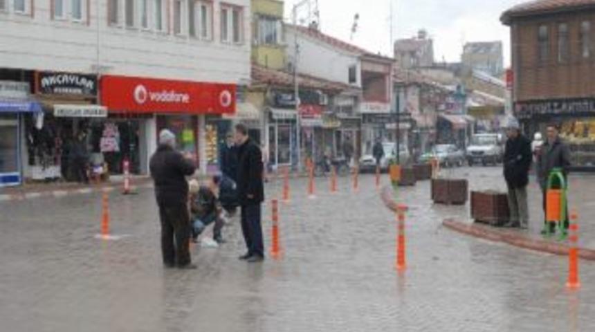Bolvadin Meydanı'nda Park Yeri D&uuml;zenlemesi