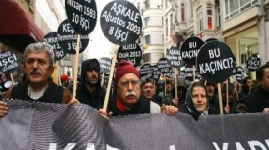 Zonguldak&rsquo;ta &Ouml;len İş&ccedil;iler İ&ccedil;in Saygı Y&uuml;r&uuml;y&uuml;ş&uuml;