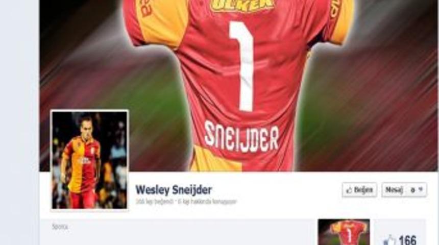 Sneijder, Galatasaray Formasını Giydi