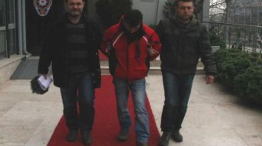 Hırsızı G&uuml;venlik G&ouml;revlileri Yakaladı