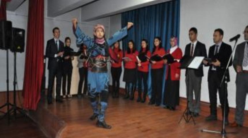 &Ouml;ğretmenlerden T&uuml;rk&uuml; Ziyafeti