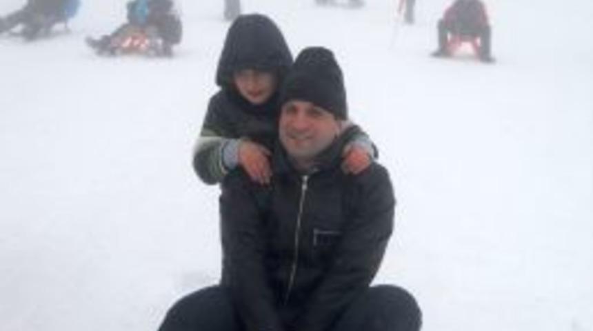 AKEGDER &Uuml;yeleri, Kışın Tadını Kartepe&rsquo;de &Ccedil;ıkardı